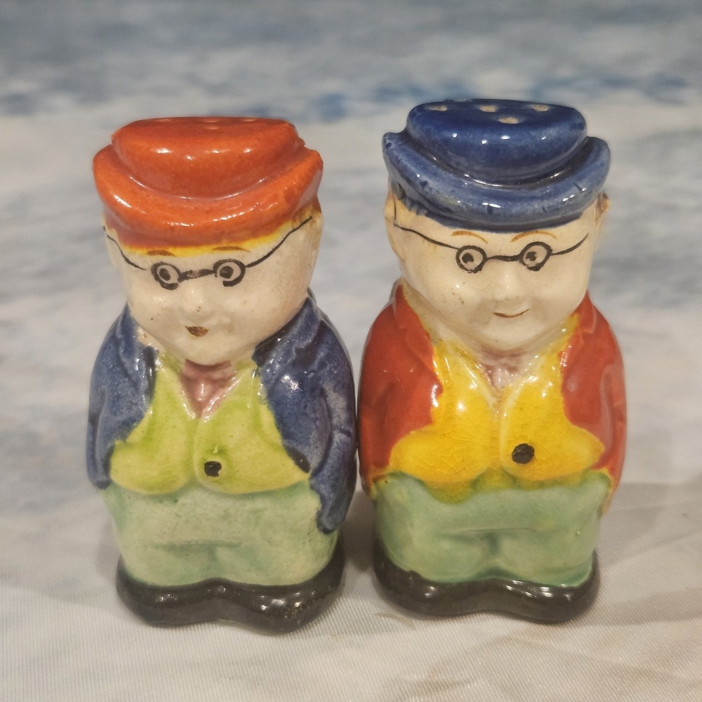 Vintage Made in Japan Figural Salt & Pepper Shakers Old Men Couple Ceramic Set‎